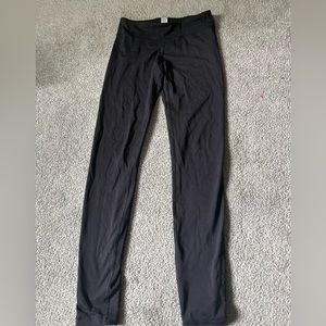 Black ivivva leggings